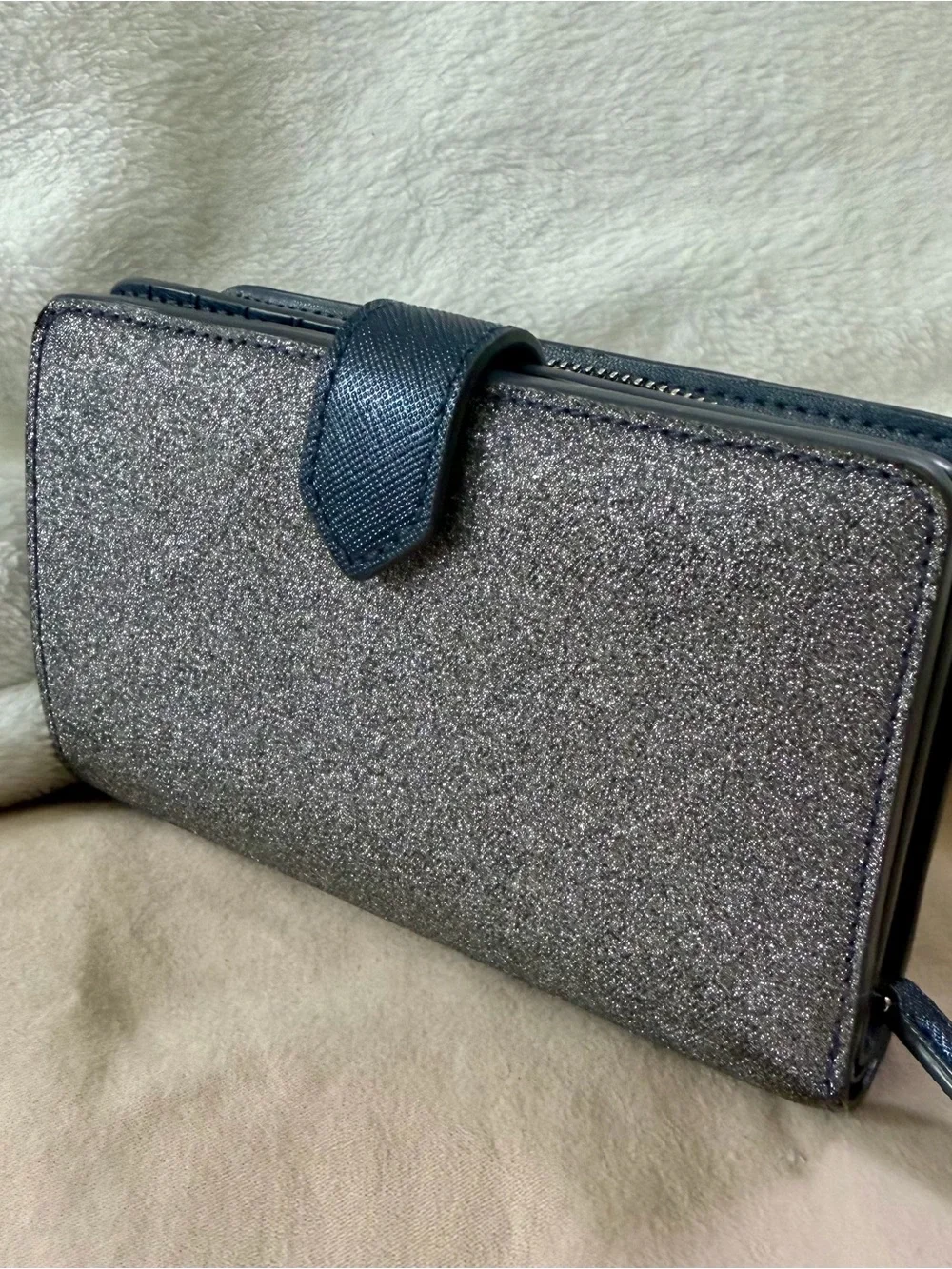 Kate Spade Shimmy Glitter Medium Compact Bifold Wallet Grizzly Grey / Navy Blue